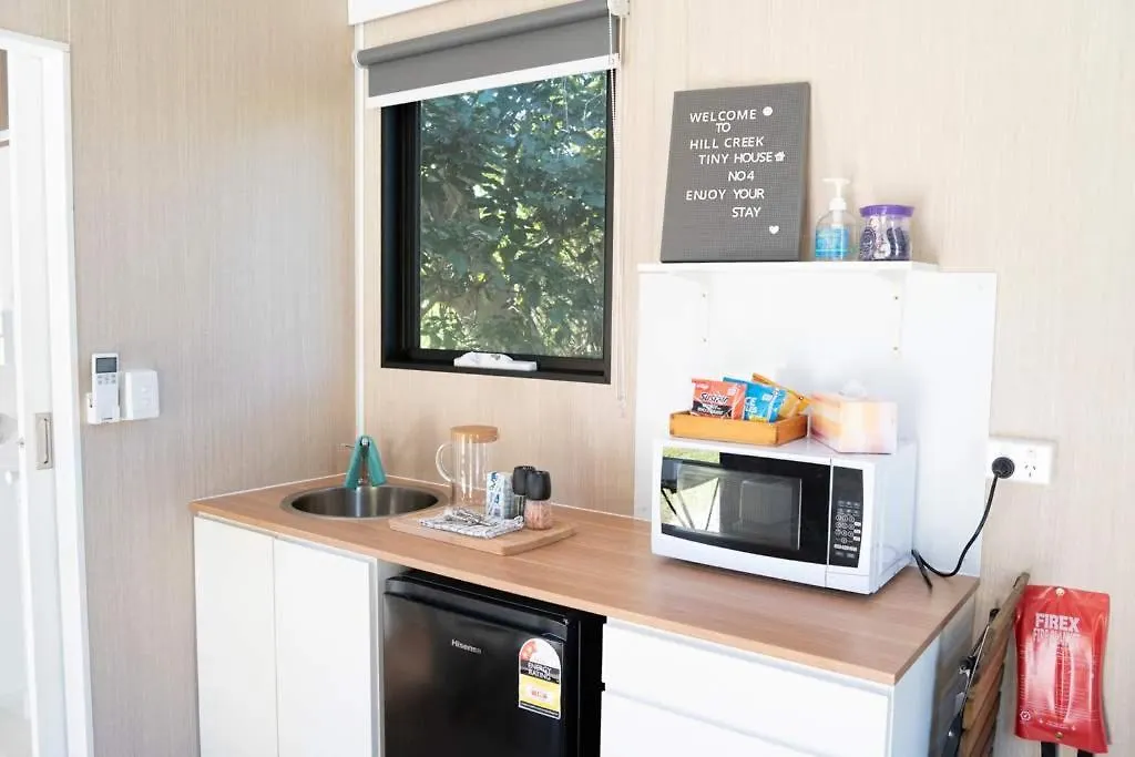 בית נופש הוילה Perwillowen Hill Creek Tiny House 4 By Tiny Away